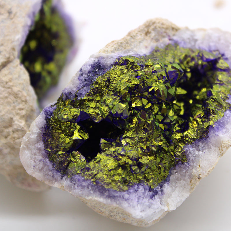 AW Gifts Gekleurde Calciet Geodes - Natuurlijke Steen - Paars en Goud - CCGeo-06