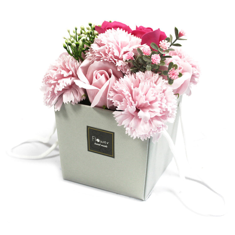 AW Gifts Zeep Bloemen Boeket - Roze Roos & Anjer - LSF-02