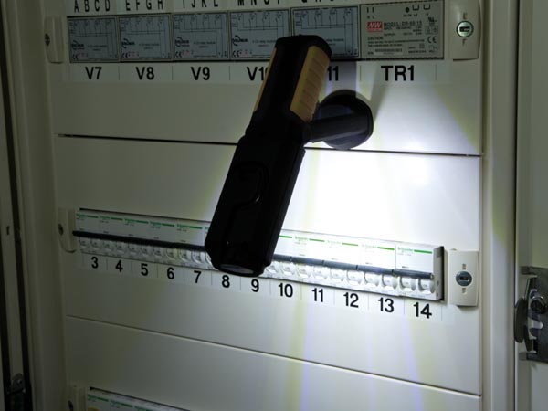 Perel Werklamp met verstelbare beugel - magnetisch - EWL1